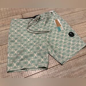 VISSLA Boilers 17.5” Boardshort - Aloe